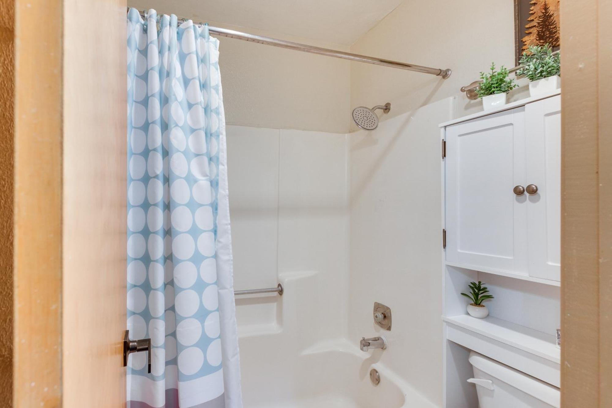 Ski-In Red River Retreat Balcony, Mountain Views! エクステリア 写真